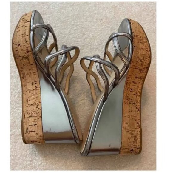 Prada leather silver wedged sandals - Picture 4 of 9